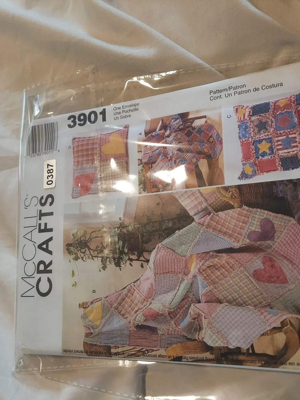 McCalls 3901 Sewing Pattern Rag Throws & Pillows Country Quilted Patchwork Craft